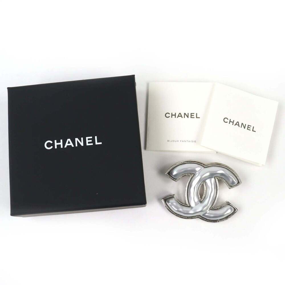 CHANEL Silver Logo Brooch - Picture 2 of 6